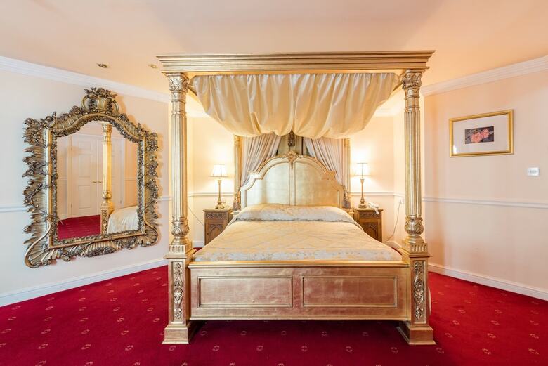 Grange Hotel