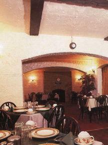Hostal Victoria Park Hotel