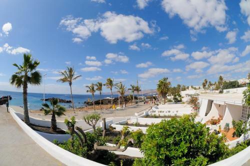 Apartamentos Bungalows Villas Blancas