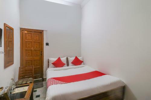 Oyo Flagship 63412 Hotel Mayank Prince Chowk