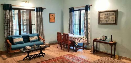 Hotel A Dogs Story, Mussoorie