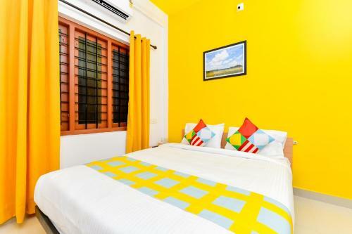 Hostal Vaccinated Staff- Oyo 78059 Sam Apartment