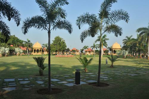 Hotel Holiday Village Resort