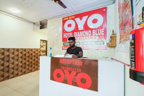 Oyo 80749 Hotel The Glory Palace