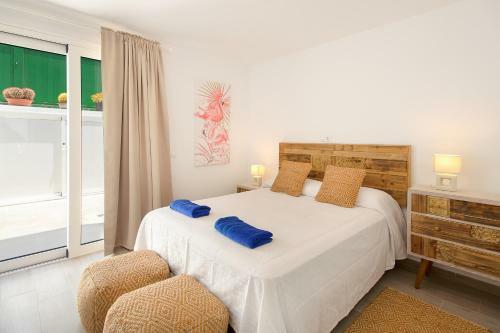 White Volcano Apartment