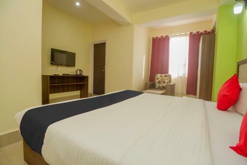 Collection O 66377 Hotel North Inn
