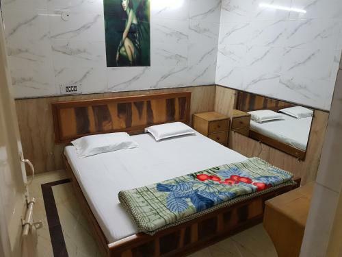 Sharda Hotel By Wb Inn