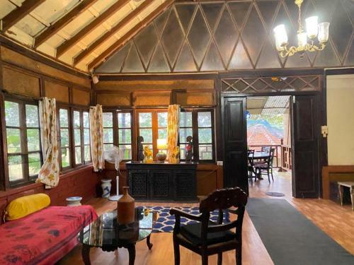 1bhk Antique Wooden House