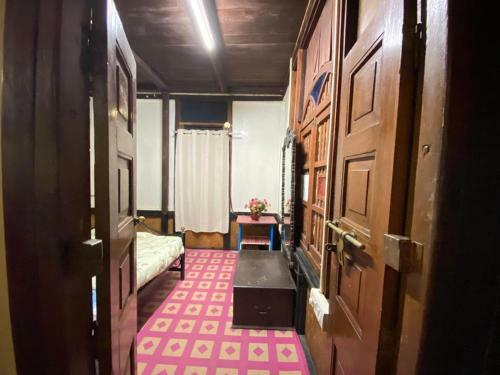 1bhk Antique Wooden House