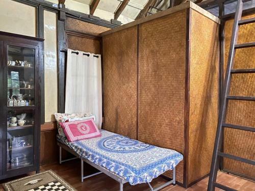 1bhk Antique Wooden House