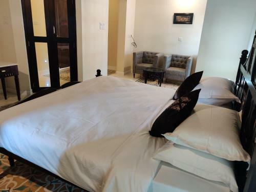 Villa 12 Br Mansion With Private Pool