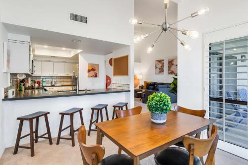 Canyon Shores 2 Story Loft Style