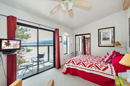 The Point! Spectacular Lake Views 5 Suites!