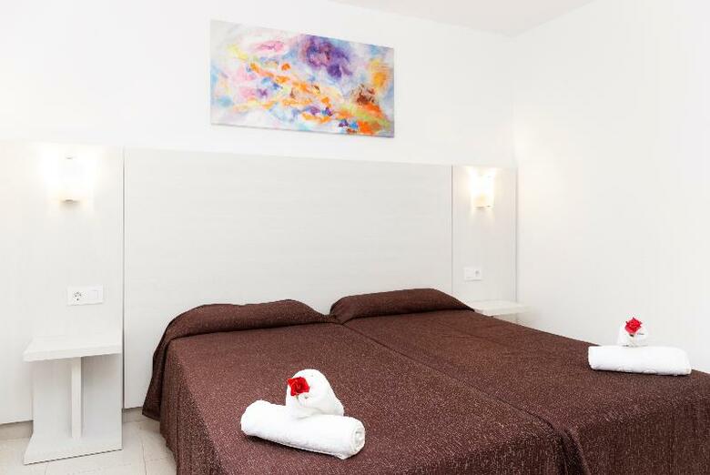 Aparthotel Flora Park