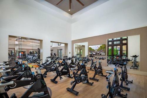 Irvine 2bedroom 2 Bathroom Apartment With Kitchen Pool Gym