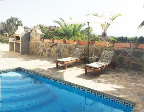Beautiful Villa Montebello In Benajarafe With Private Salt Pool