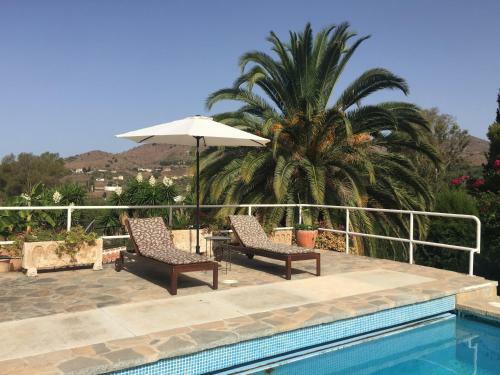 Beautiful Villa Montebello In Benajarafe With Private Salt Pool