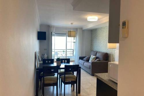 Apartamento Primera L�nea Playa. Vistas Al Mar