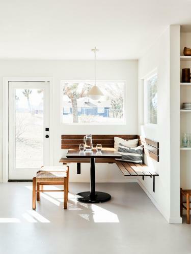 *new* Modern Design + 10m To Jtnp + Cook's Kitchen