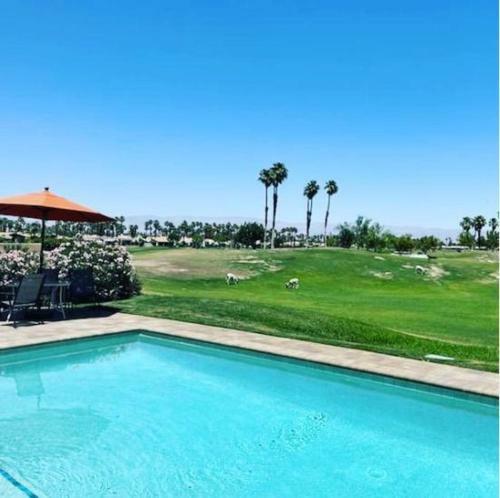 Desert Serenity 5 Star Private Pool-spa-bbq 3br-