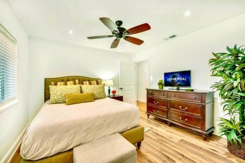Luxe Cove Retreat ? Heated Pool ? Spa ? 31+ Days