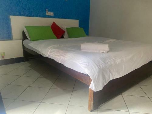 Hostal Sunny's Guest House And Resturant