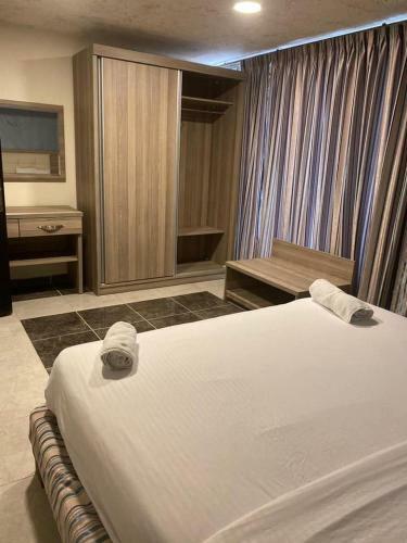 Bonsiana Hotel Suites