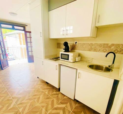 Apartamento Studio Avec Balcon A Saint Claude A 8 Km de La Plage