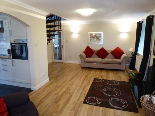 Auchendennan Luxury Self Catering Cottages