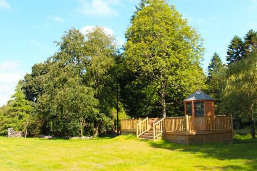 Auchendennan Luxury Self Catering Cottages