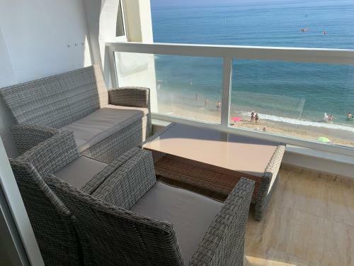 Apartament Aguamarina On The Beach Front