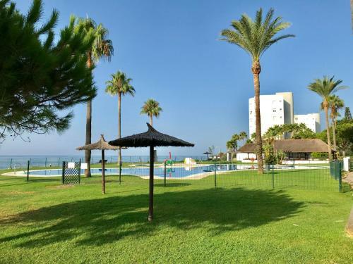 Apartamento Mi Capricho, Beachfront, Grownfloor, Private Garden & Terrace