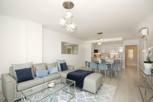 Apartamento Jardines de Las Lagunas