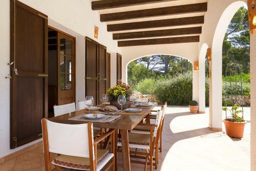 Casa Con Jard�n Y Piscina - Morell Onze