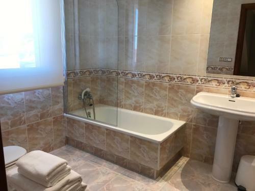 Vivienda Adosada Con Piscina Cerca de La Playa