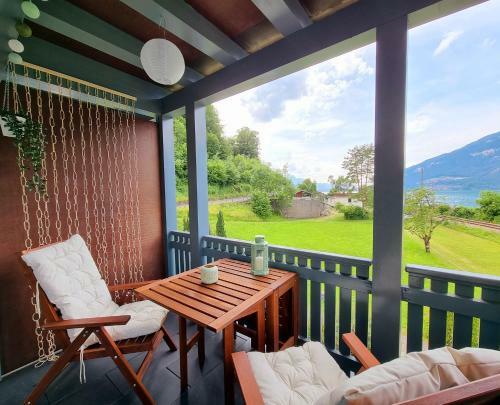 Apartamento Strandh�sli Directly On Lake Thun