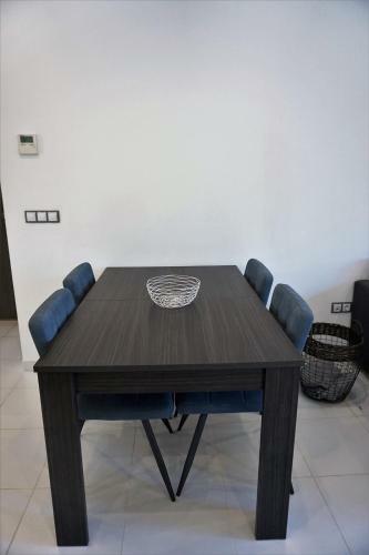 Cosy Ground Floor Apartment With Direct Access To The Pool