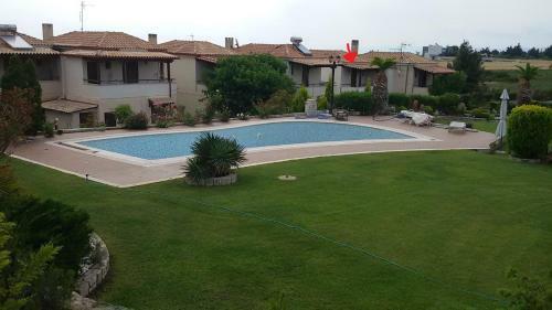 Afitos Holiday Home