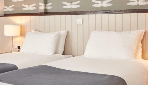 Hotel Corner House Inn By Good Night Inns