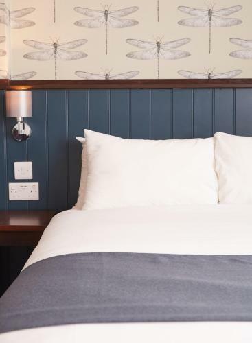 Hotel Corner House Inn By Good Night Inns