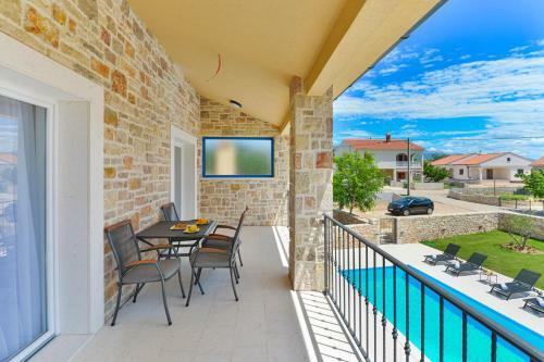 Luxury Stone Villa Banovi With Pool