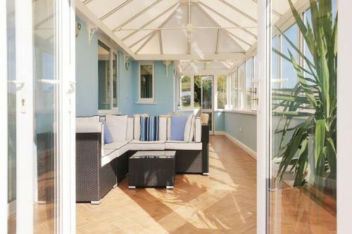 Bodnant-4 Bed-views Views Views-aberdaron