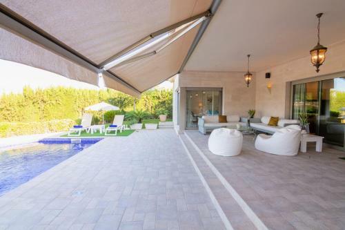 Villa Bellviure , Con Piscina Privada