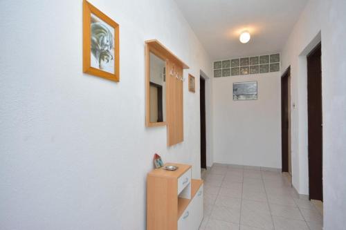 Apartments With A Parking Space Vinisce, Trogir - 14407