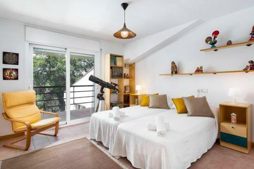 Mediterranean Villa With Pool Near Barcelona