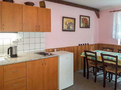 Apartment Chl�vce U Hronova-3