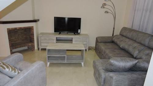 Hl025 Luxury 3 Bedroom Villa With Community Pool