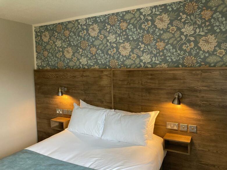 Blue Bell Lodge Hotel