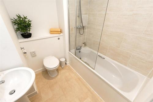 Aaron's Executive 3-bed Apartment Aberdeen City