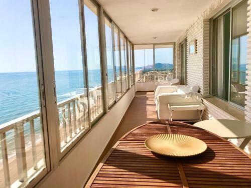 Apartamento Mareny Blau, Primera Linea de Playa